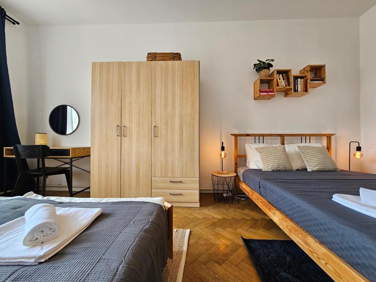 Stone Square Apartment Bratislava Exterior foto