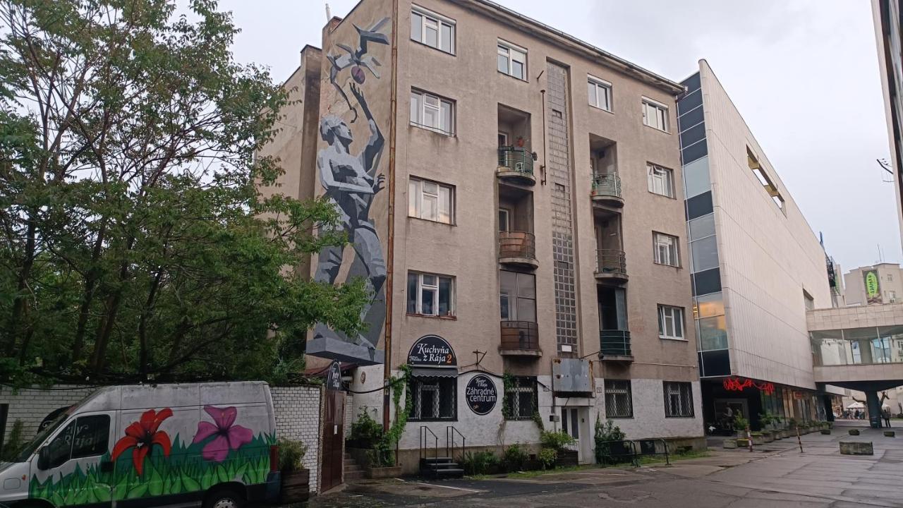 Stone Square Apartment Bratislava Exterior foto